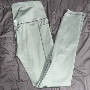 GAPFit Women’s High Rise Leggings